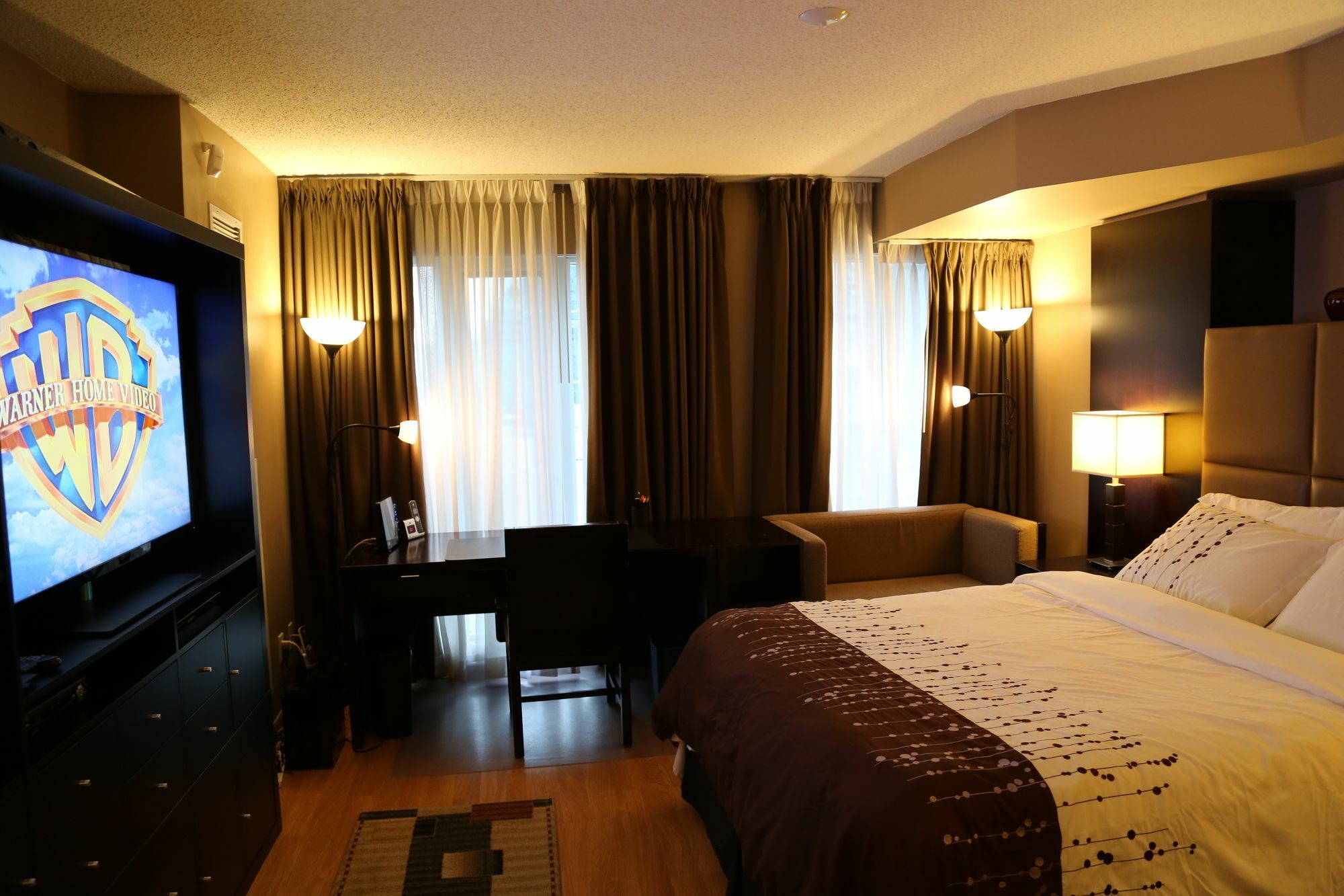 Visitor Accommodation Торонто Экстерьер фото