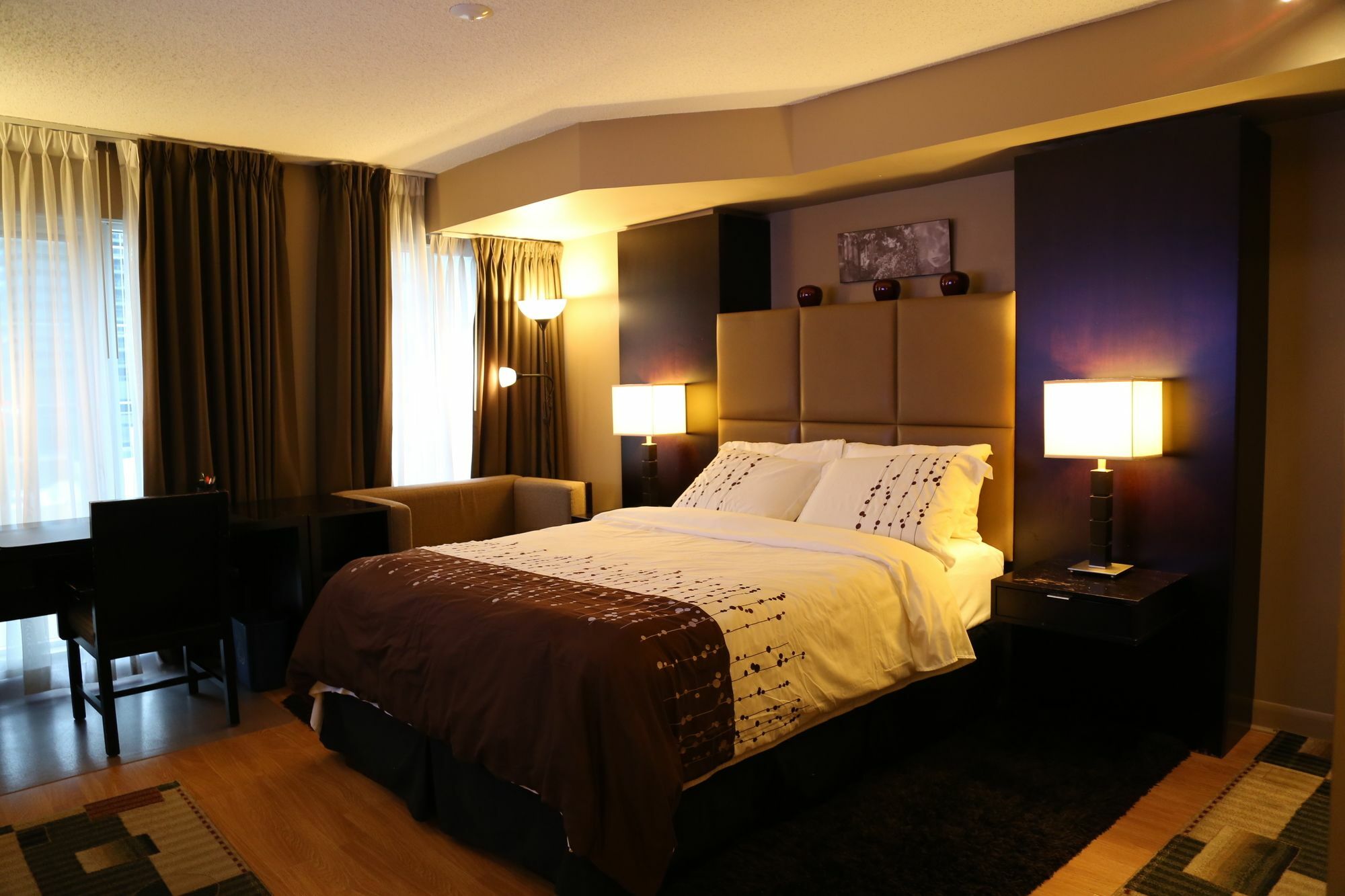 Visitor Accommodation Торонто Экстерьер фото