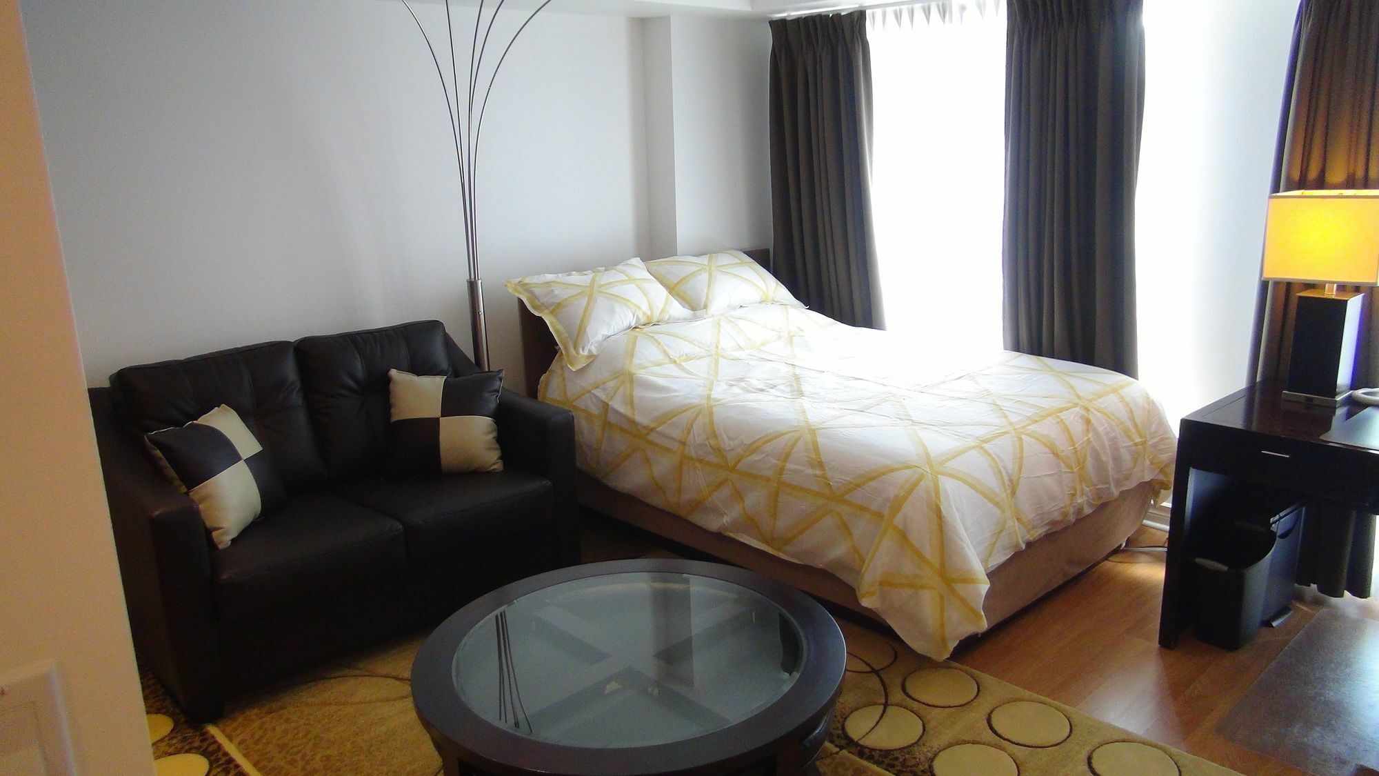Visitor Accommodation Торонто Экстерьер фото